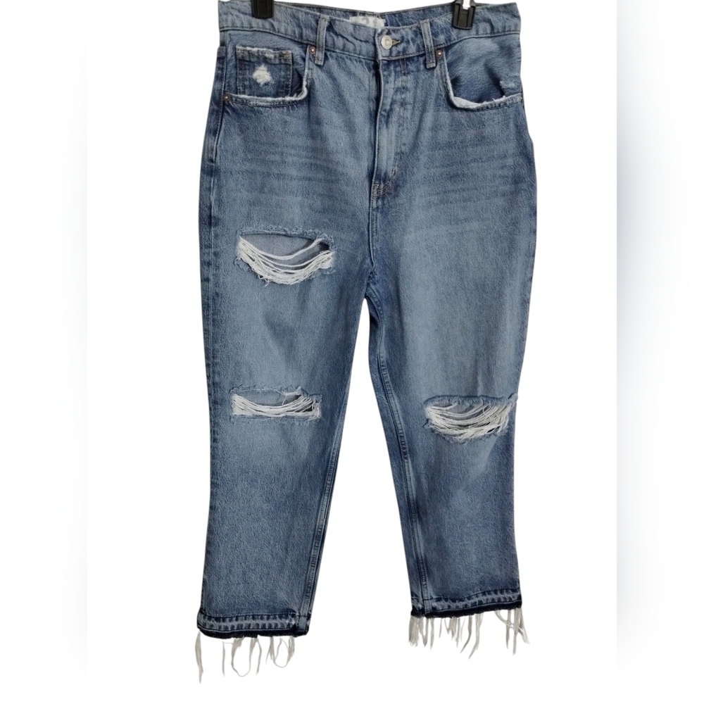 We The Free Women's Trashed Distressed Cropped Boyfriend Denim Jeans Size 31